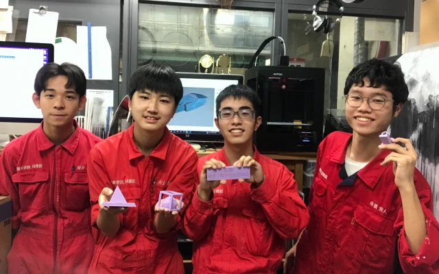 関東学院中学校・高等学校 技術部の皆さん